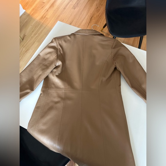 Vintage Camel Leather Coat - Picture 4 of 5